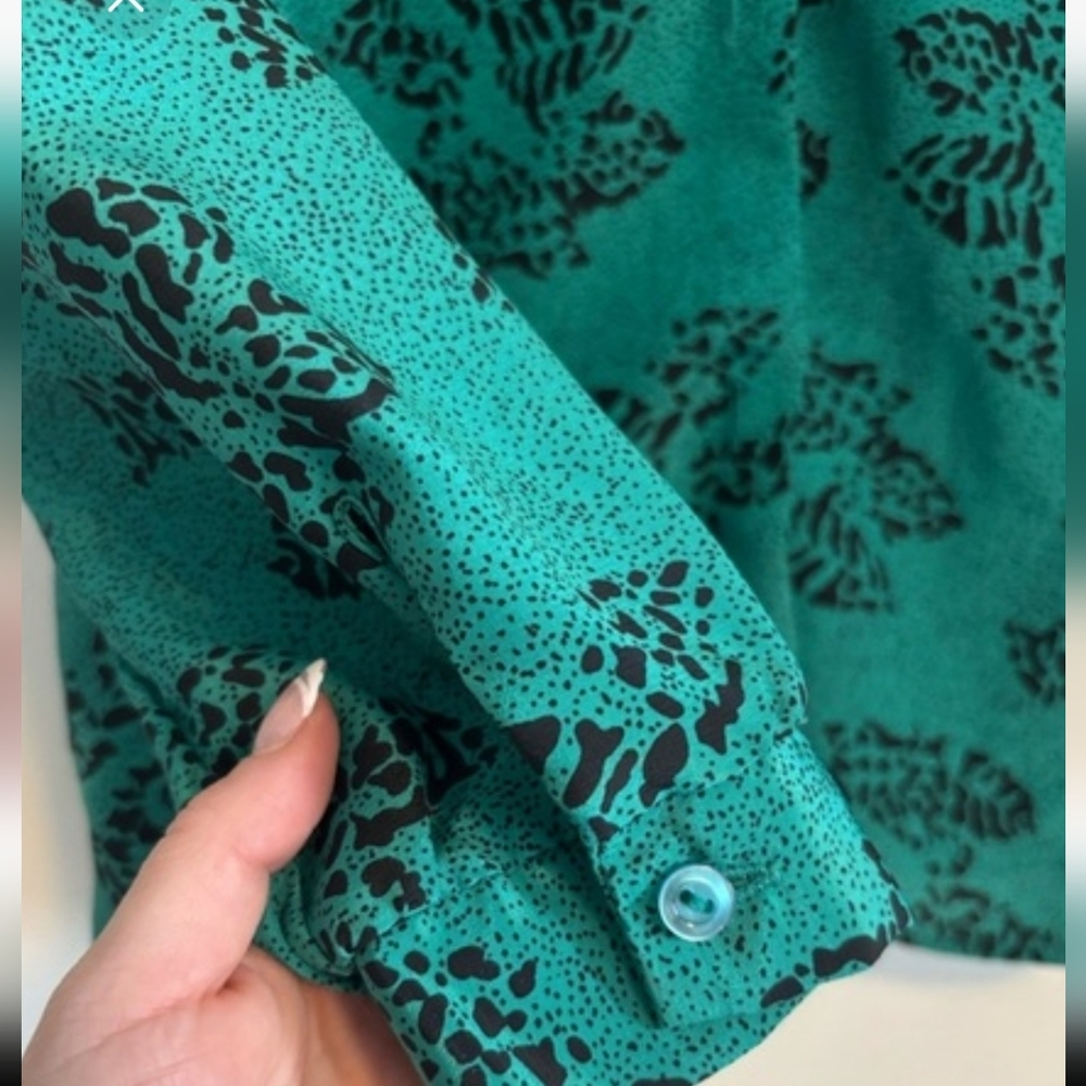 Vintage Blouse Tie Neck Secretary Pussybow Leopard Emerald Green Puff Sleeve S M - Picture 3 of 7